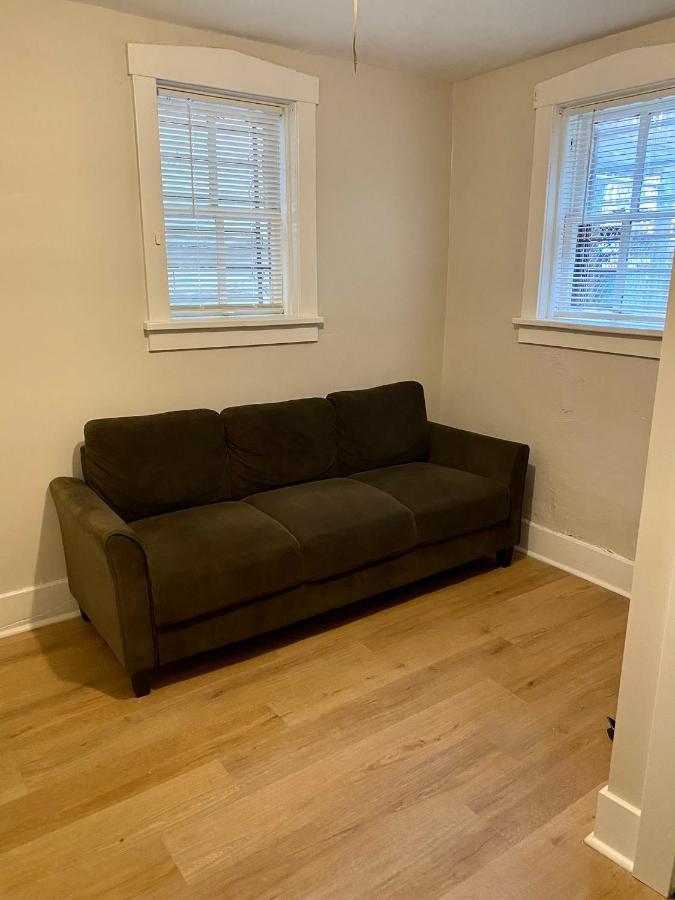Lincoln Park Apartment With Backyard! 시카고 외부 사진